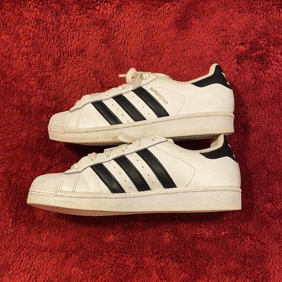 adidas Superstar Sneakers - W Size 6.5.  White with Black Stripe - EUC! - Picture 5 of 9